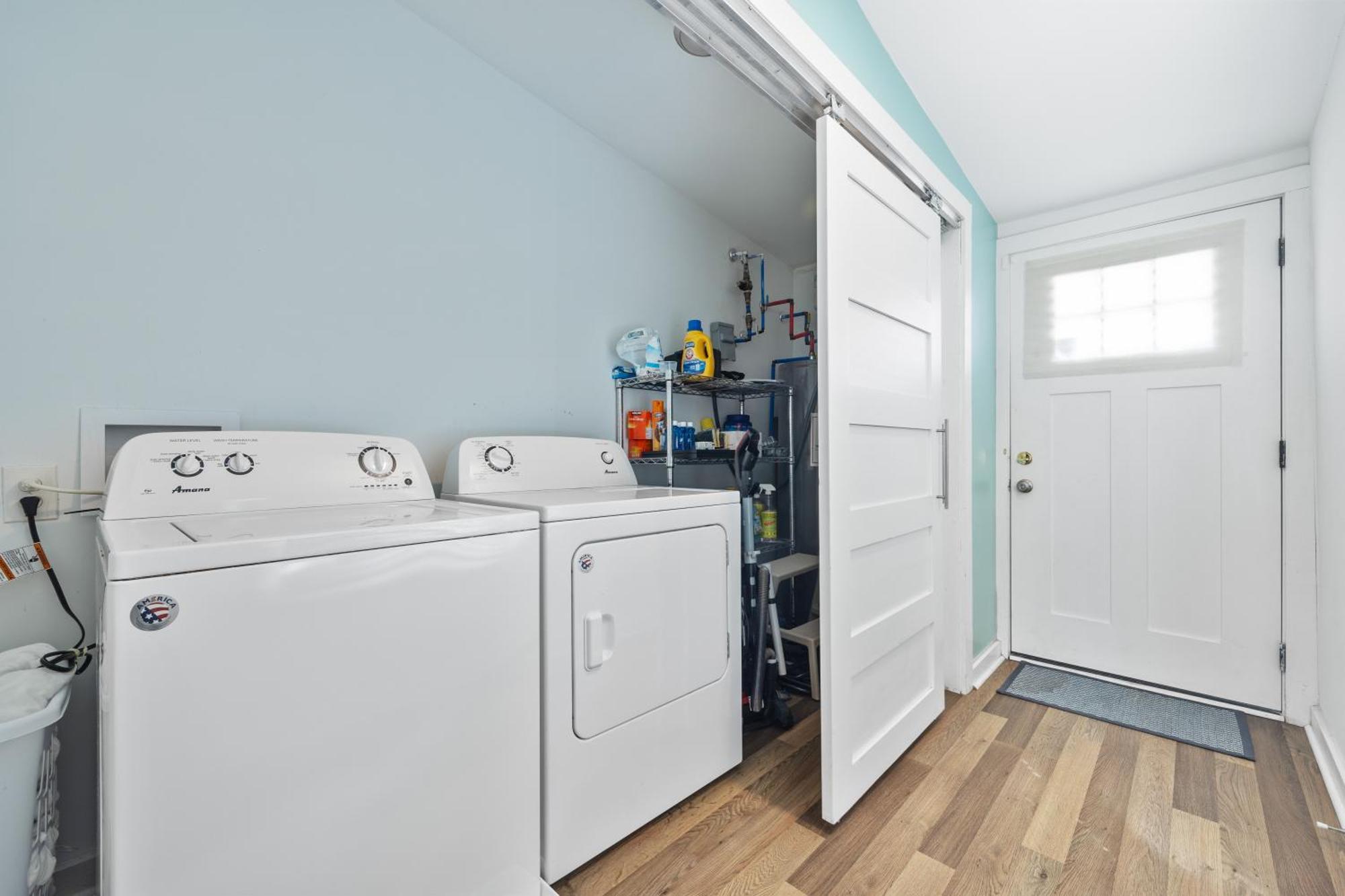 3 Bedroom House With Parking, Wi-fi And Washer-dryer Ferienhaus Atlanta